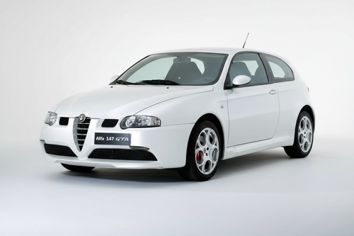 Alfa Romeo 147 GTA sfondo bianco